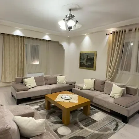 Apartment Yara's Tirana